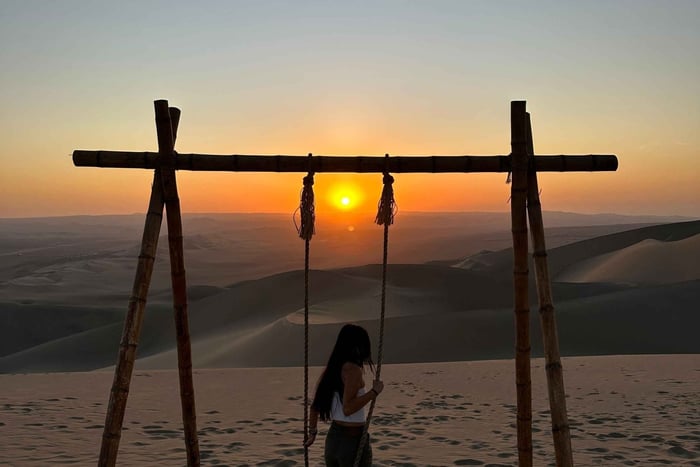 Tour in buggy nel deserto di Huacachina, tramonto e sandboarding-trineo