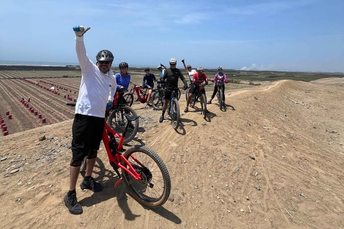 CHAN CHAN BIKE TOUR