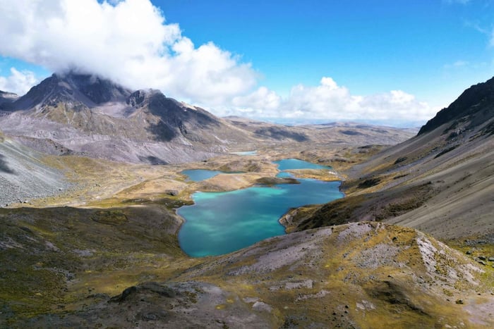 Cusco: Ausangate 7 Lakes Full Day Hike - Meals + Tickets