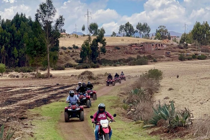 Cusco: Premium ATV-eventyr + naturskøn udsigtspunktsrute