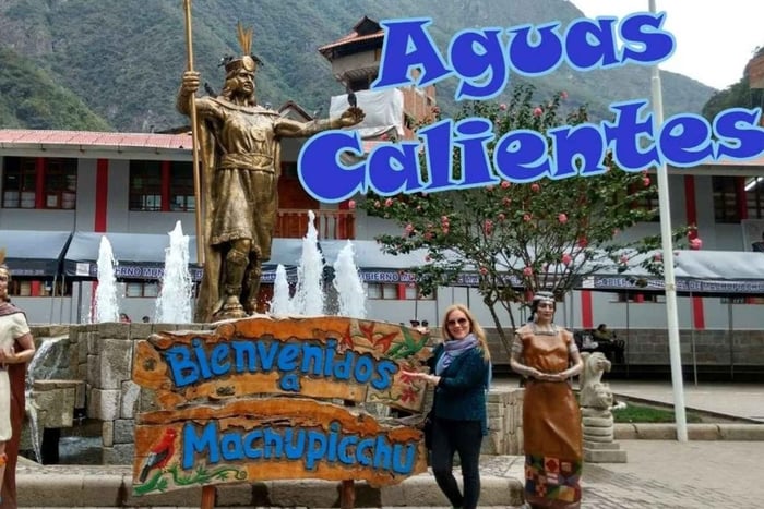 Cusco: Tour to MachuPicchu with rest in Aguas Calientes Town