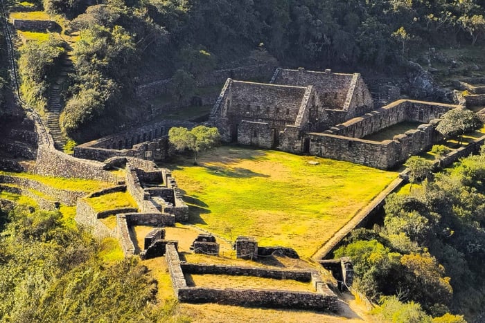 From Cusco: 4-Day Choquequirao Trek with Transfers