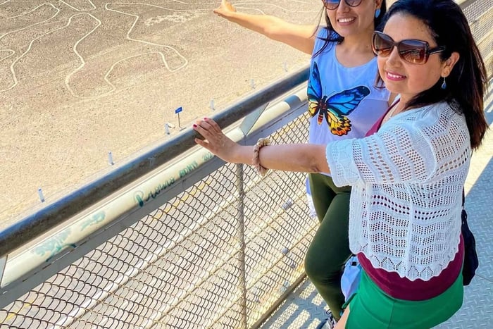 Da Lima: 2 giorni Linee di Nazca, Paracas Ica Huacachina