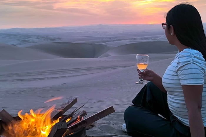 Huacachina: Buggyfahrt, Sandboarding und Sonnenuntergang in den Dünen