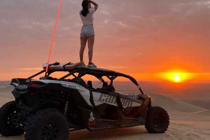 Huacachina: Private Can-Am Tour, Sandboarding or Sandskiing, and Private Bar