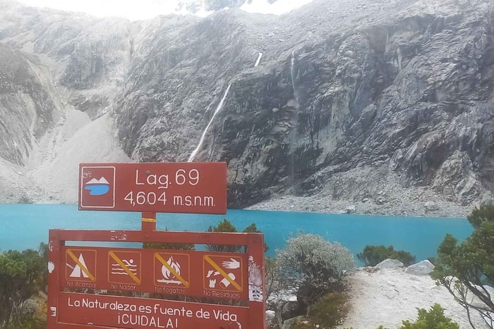 Huaraz: ruta de senderismo guiada a la laguna 69 en el Parque Nacional de Huascarán