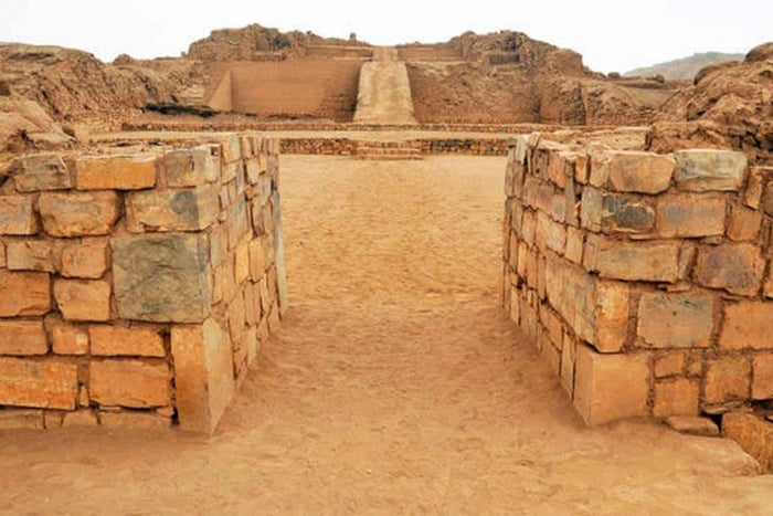 Lima | Pachacamac - Archaeological Complex Exploration
