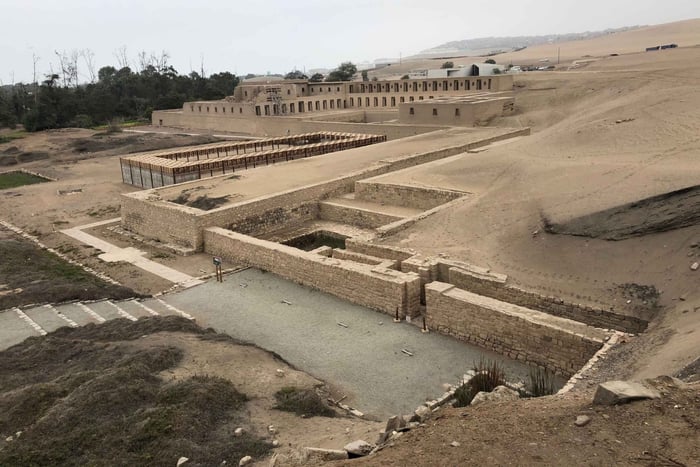 Lima: Paracas, Ica, and Huacachina 2-Day Tour