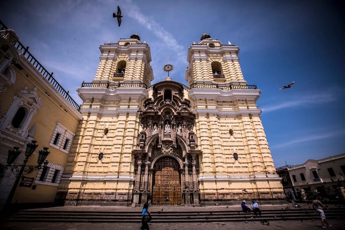Lima: San Francisco and Huaca Pucllana Half-Day Tour