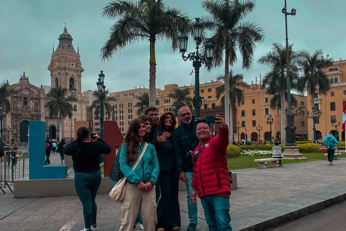 Tour turistico di Lima con preparazione del Pisco Sour + Catacombe e Churros