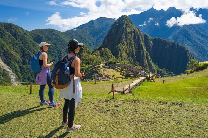 Machu Picchu: Circuit 2 Official Entry, Bus & Guided Tour