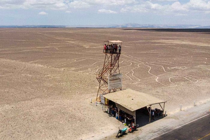 Nasca: Mirador of Nazca Lines - Odsłanianie geoglifów