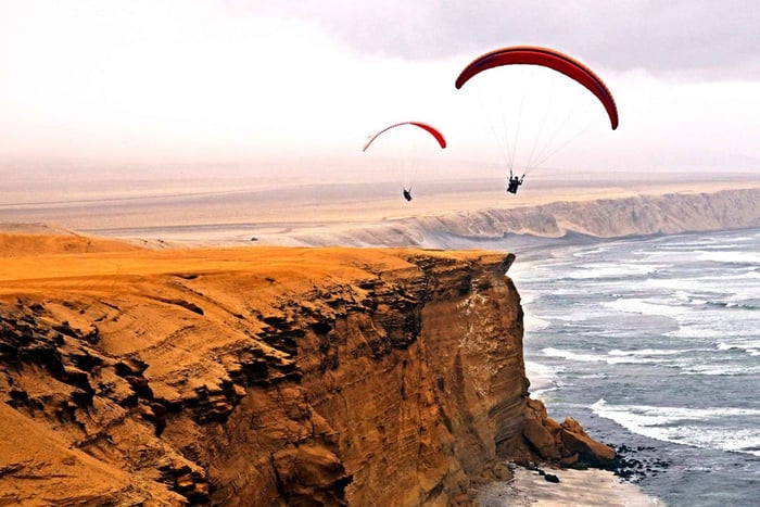 Paracas: Parapente sobre a Reserva de Paracas