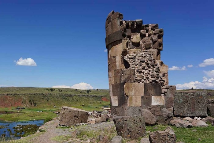 Sillustani Chullpas Sunset Tour – Small Group