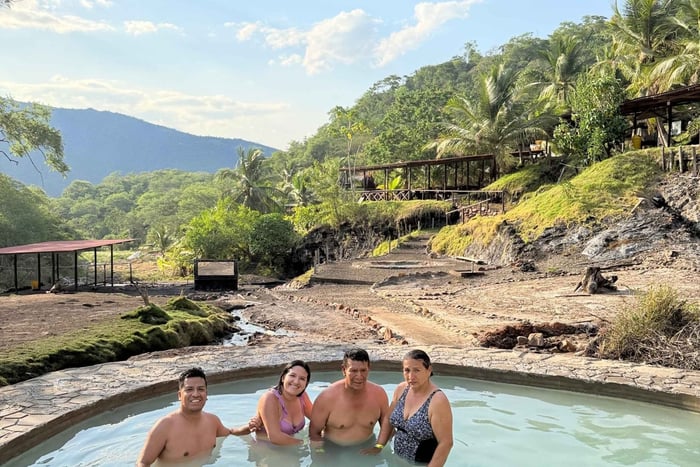 Tarapoto: Blue Willow Lagoon with Hot Springs in small groups