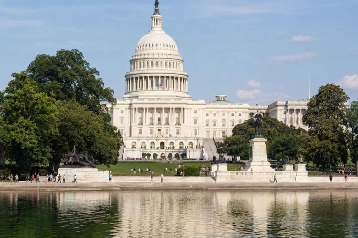 New York City: 1776–1963 Sightseeing Tour of Philadelphia and Washington DC