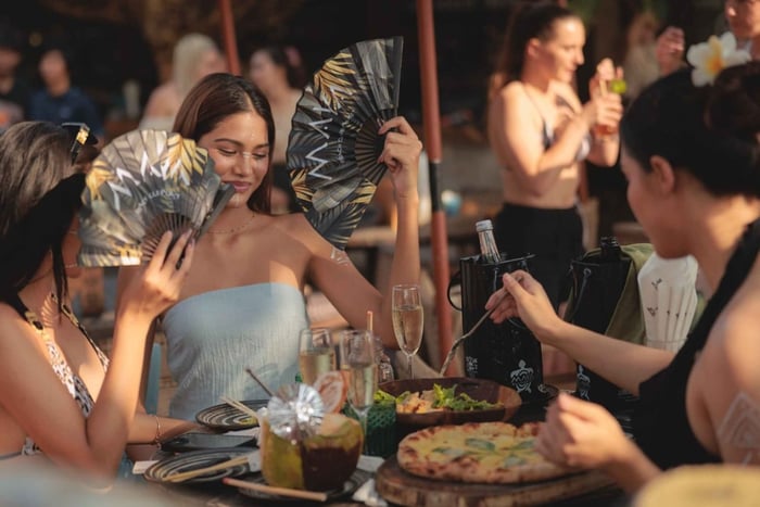 Strandclubtocht overdag met Tipsy-brunch