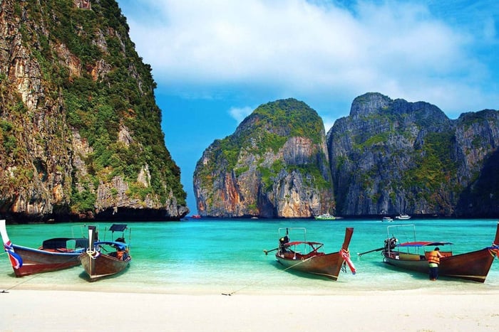 From Phuket - Phi Phi Islands, Maya Bay, and Khai Nok Tour