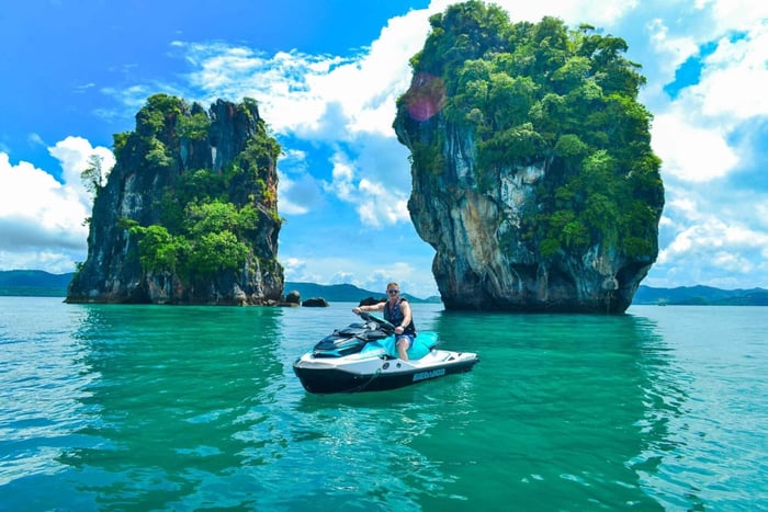 Phuket: Excursión en moto acuática por 5 u 8 islas con almuerzo y traslado