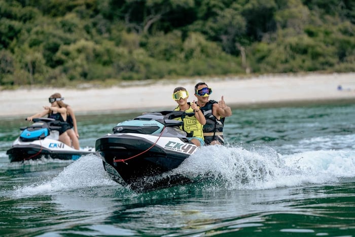 Halvdags selvkørt jetski-eventyr til 6 øer