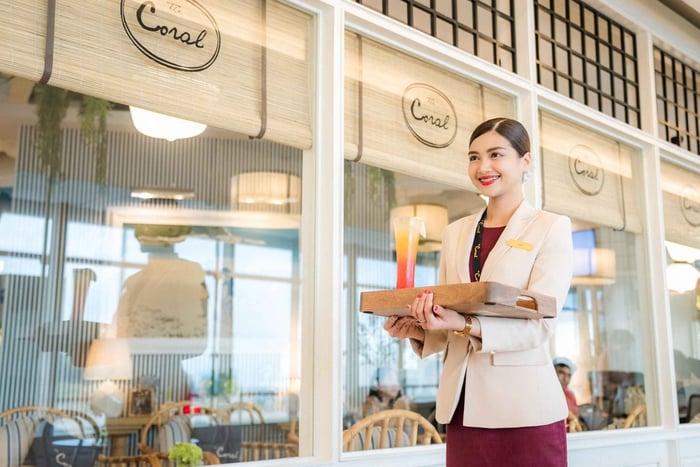 Phuket Airport: VIP Immigration Fast-Track Service & Lounge