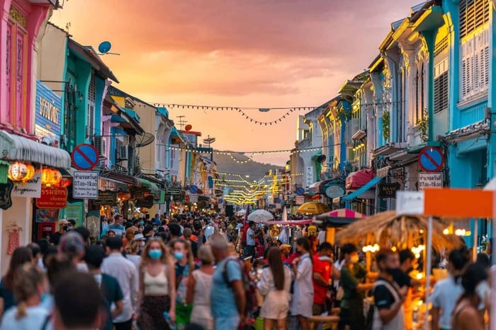 Phuket: City Tour with Big Buddha, Old Town, & Night Market