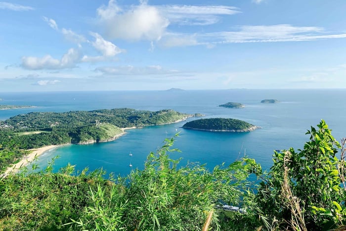 Phuket: Half-Day City Highlights and Viewpoints Group Tour