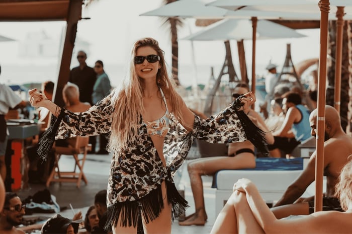 Phuket: Kudo Beach Club Entry with Set Menu
