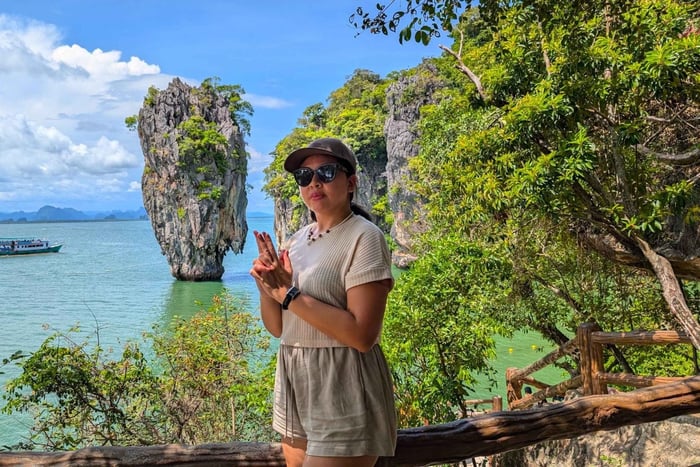 Phuket: Private Tour to James Bond, Ko Panyi & Samet Nangshe