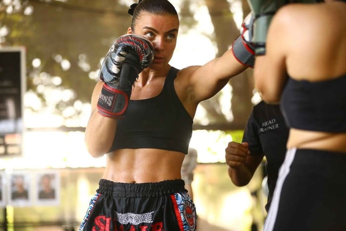 privé Muay Thai-les met een professionele bus