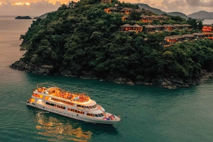 Phi Phi-eilanden Gold Class-cruise en snorkeltour