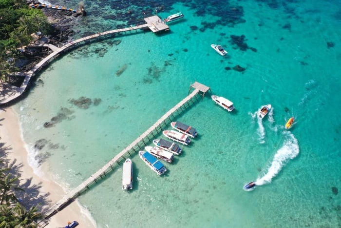 4 Islands Speedboat Tour, Aquatopia & Cable Car