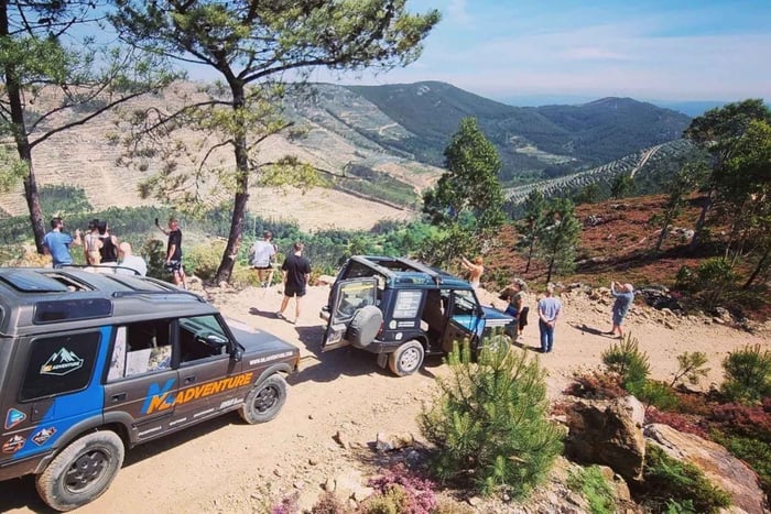 Asuminen 4x4 Oporto Montains