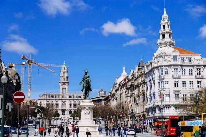 Porto: 1.5-Hour Private Kick-Start Tour with a Local