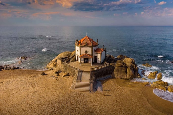 Porto:Aveiro, Cruise, Costa Nova & Capelha da Pedra Hele dag