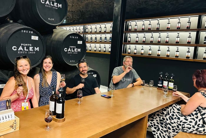 Experiencia de Oporto a Gaia: Paseo por la ciudad y Bodegas