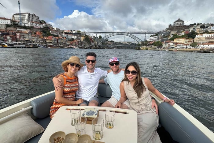 Private Cruise in Porto and Gaia with Premium Port Wines & Local Guide