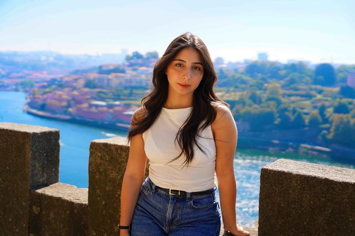 Private Photoshoot Session from São Bento to Ribeira