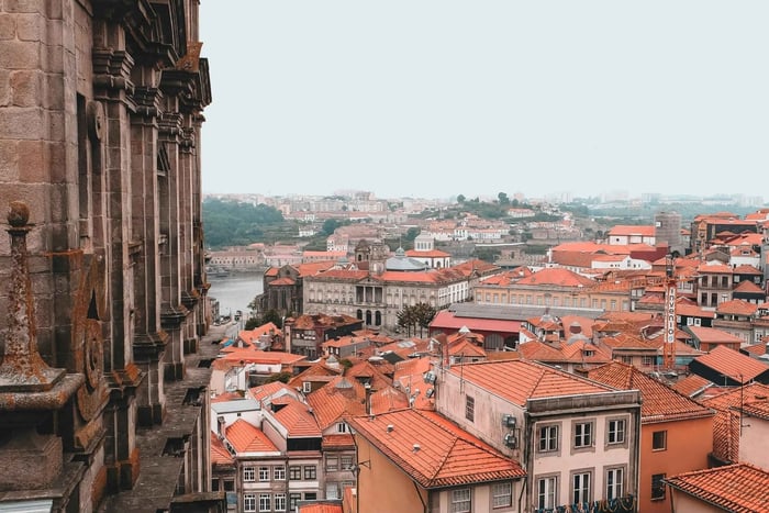 Street Culture & Modern Porto Private Walking Tour