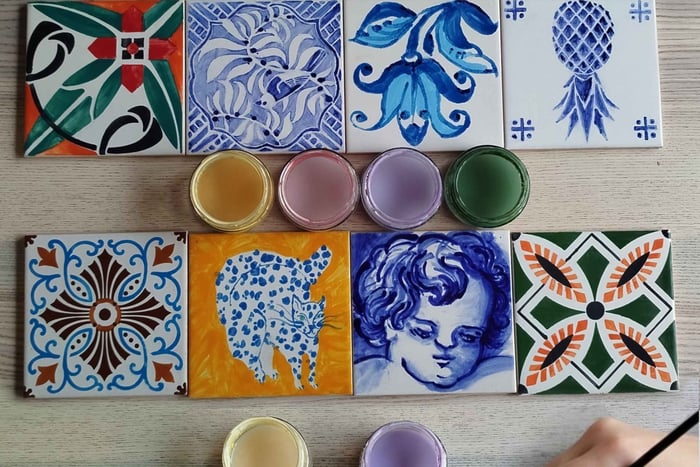 Tile Painting Masterclass in an Artist’s Home-Studio