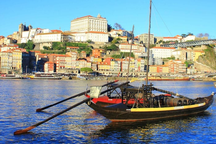 Rundvisning i Vila Nova de Gaia. Vinkældrenes by