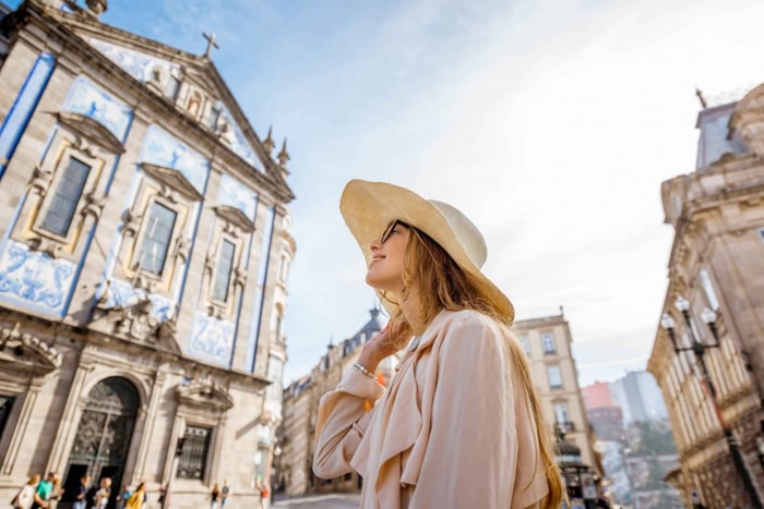 Fra Lissabon: Dagstur til Porto, Óbidos og Nazaré