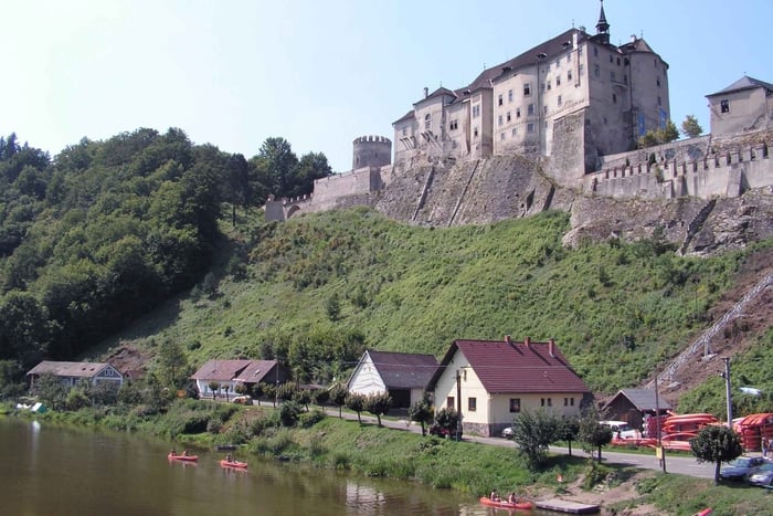 Från Prag: Rundtur till slottet Konopiště och Český Šternberk