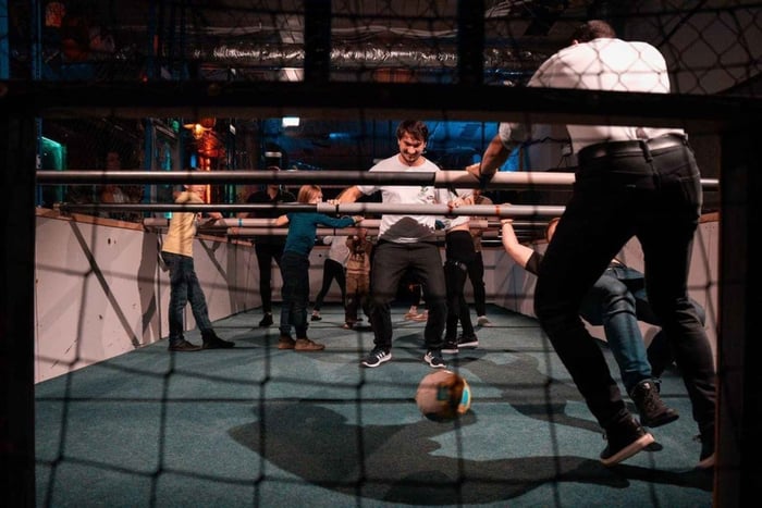 Прага: Настольный футбол для людей в Fun Arena