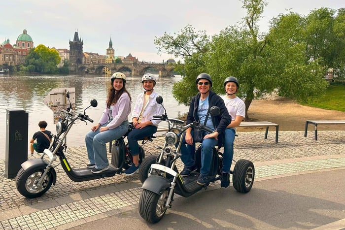 Praha: Guidet tur med elektrisk trehjulssykkel til panoramautsiktspunkter