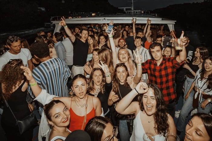 Praga: Festa no barco com afterparty no EPIC