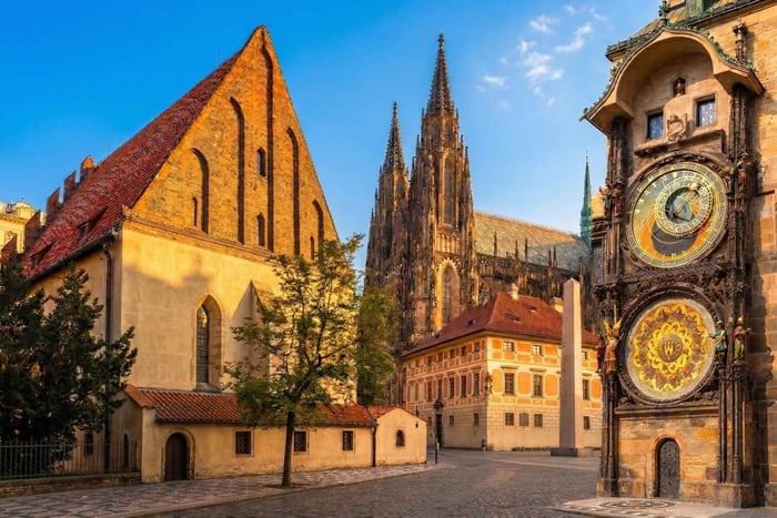 Prague: Prague Castle, Jewish Quarter, Clock Tower Admission