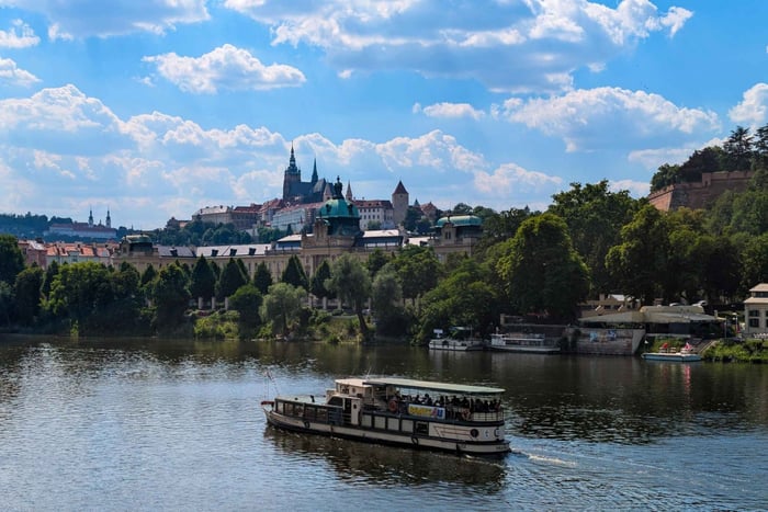 Prague: River Cruise with Transfer to Pier