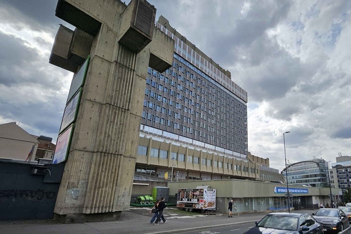Tour de la arquitectura brutalista y comunista de Praga