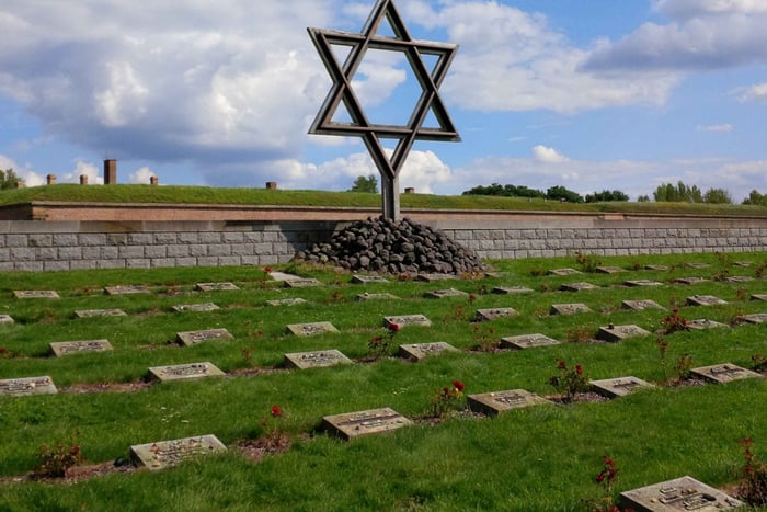 Private Tour to Terezin Concentration Field